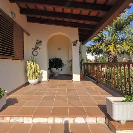 Neferu Holiday home *