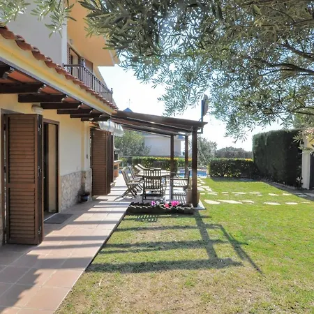 Holiday home Neferu